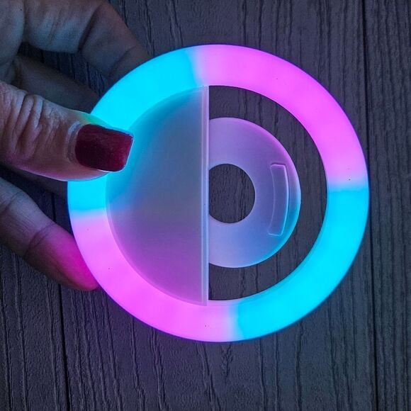 BOWER Phone selfie circle ring light, preloved no box - Picture 12 of 16